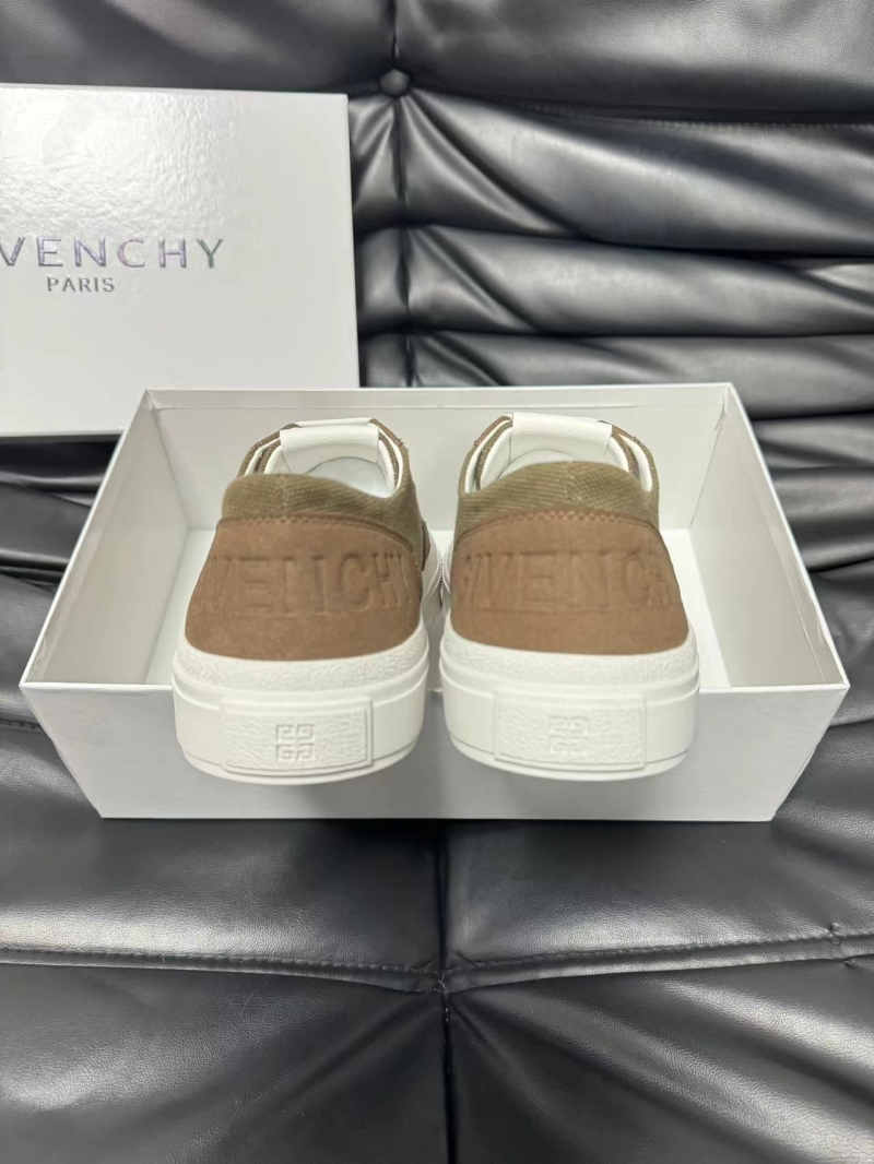 Givenchy Sneakers